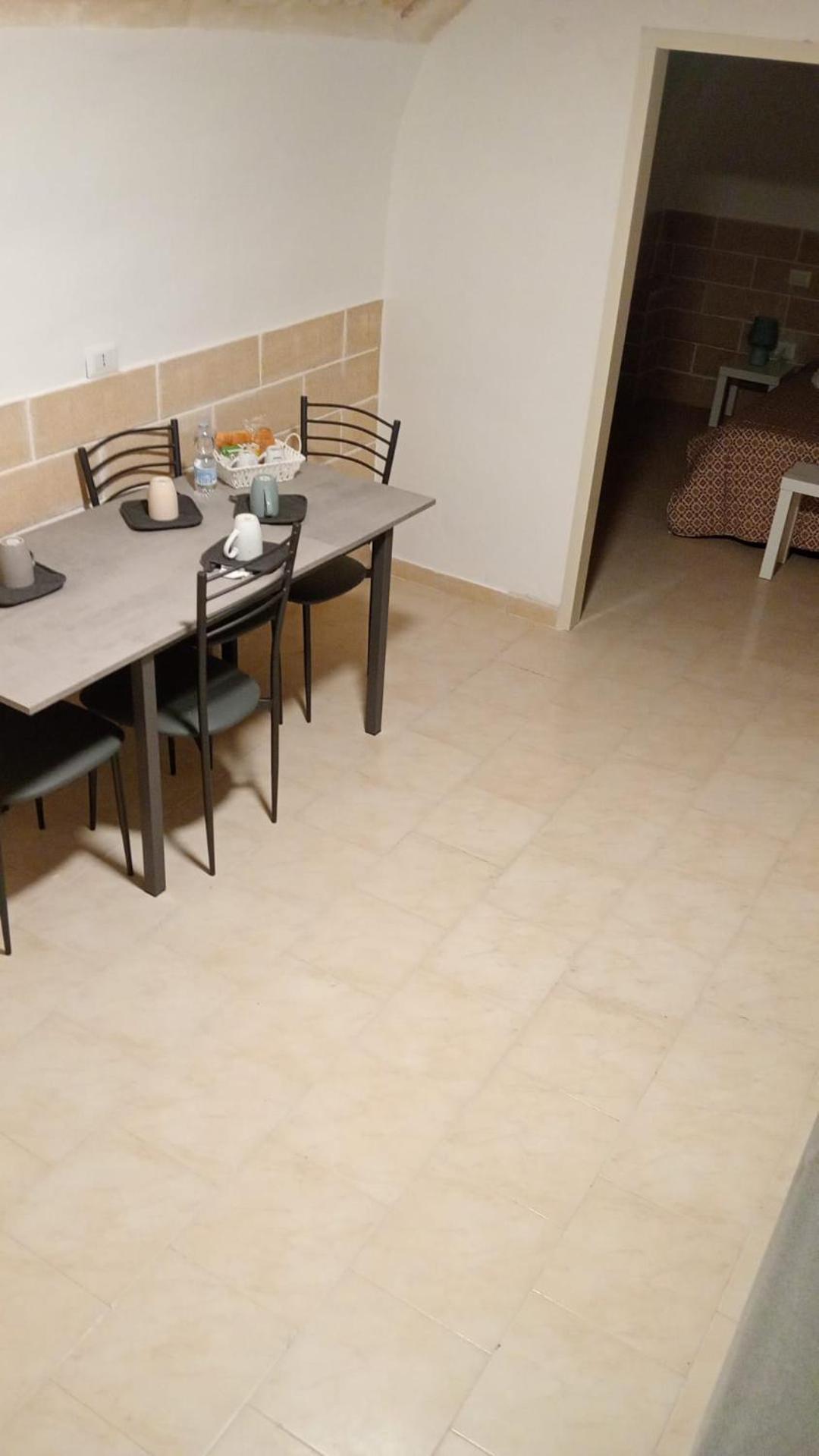 Di Fronzo Guest House A Triggiano Εξωτερικό φωτογραφία