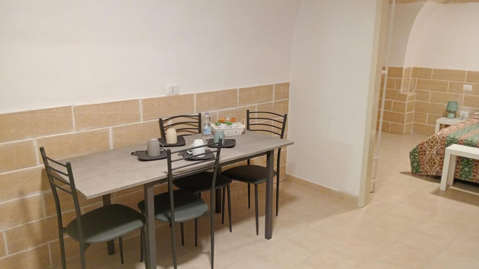 Di Fronzo Guest House A Triggiano Εξωτερικό φωτογραφία